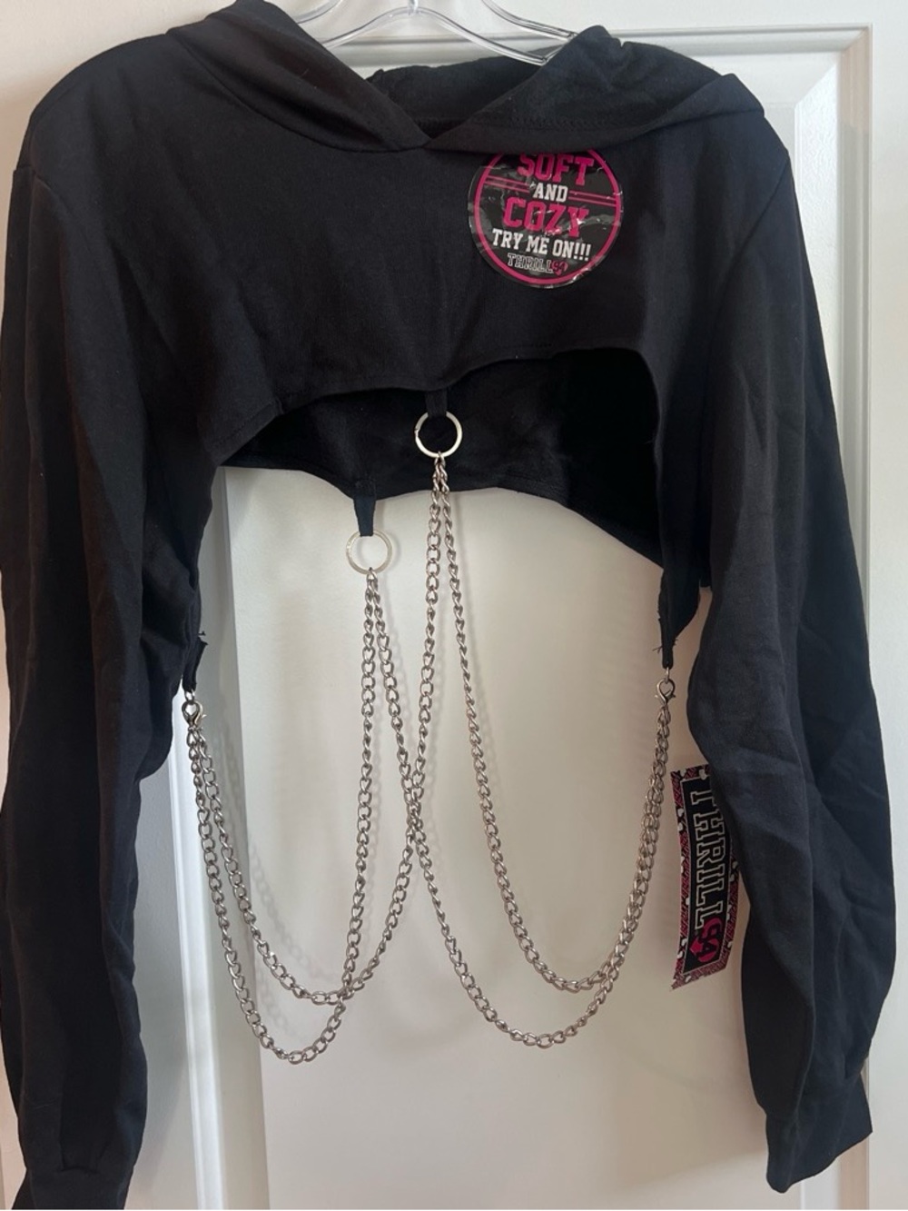 Thrill Black Cropped Chain-Detail Hoodie